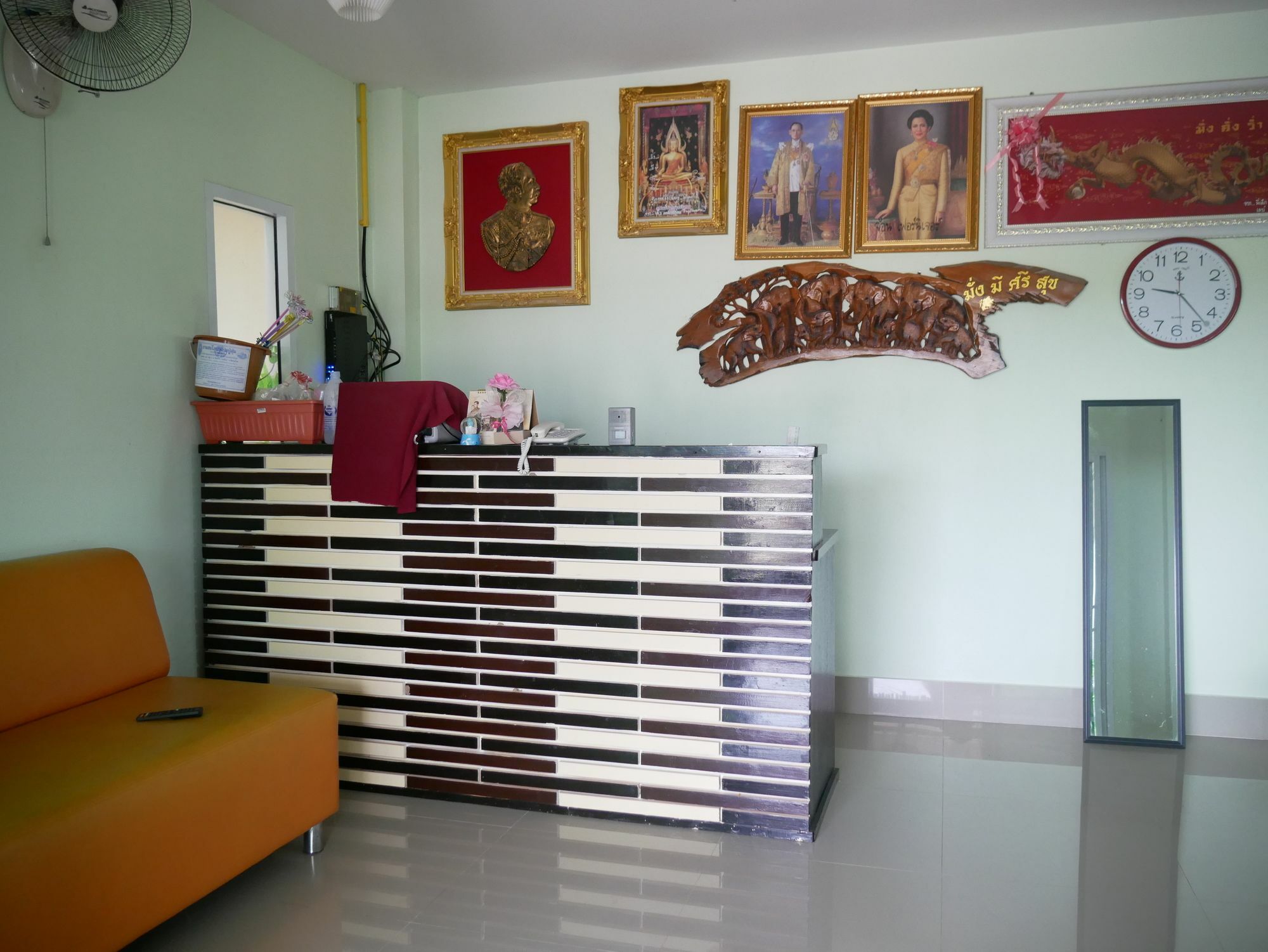 Viriya Resort Phitsanulok Buitenkant foto