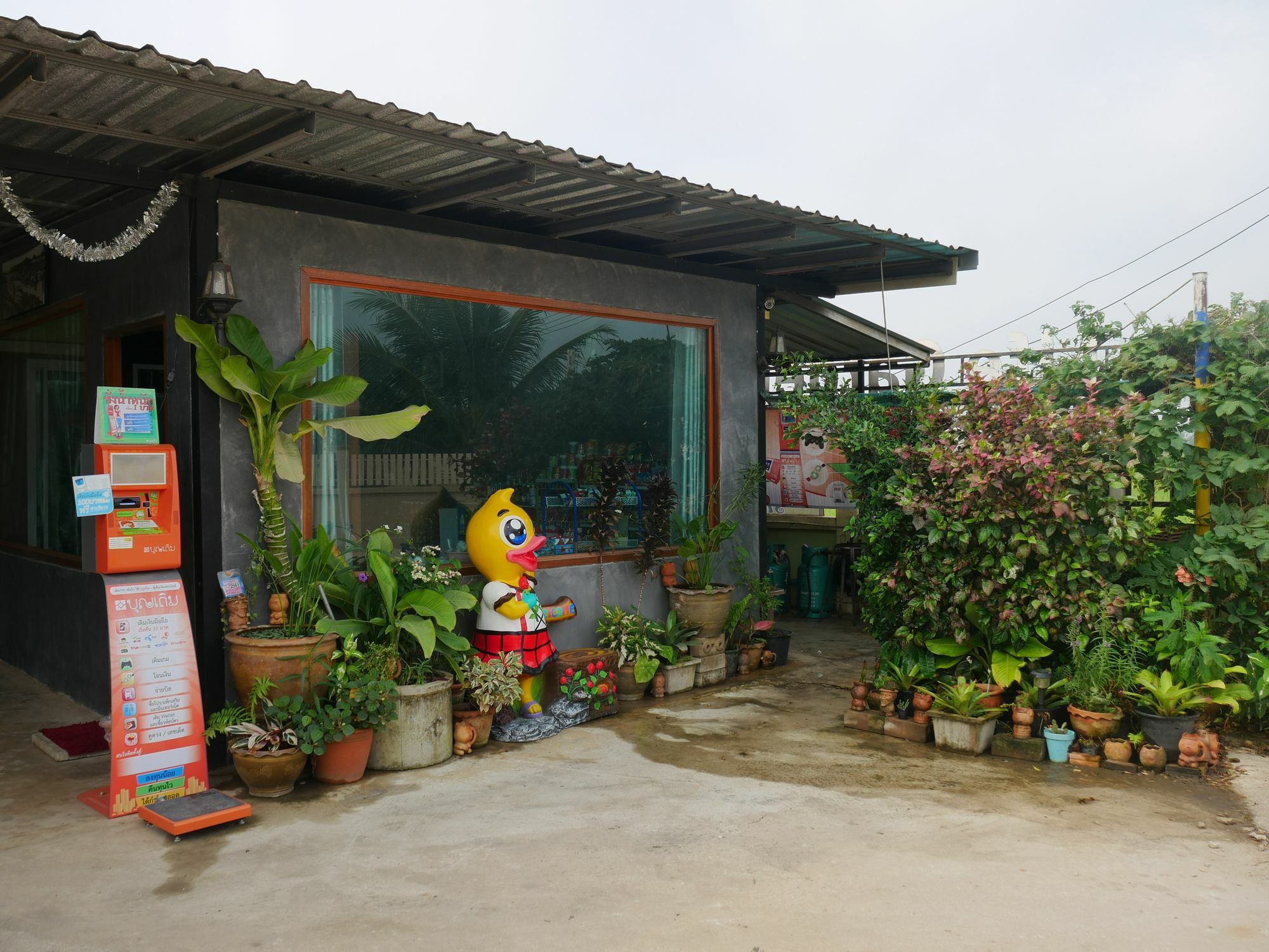 Viriya Resort Phitsanulok Buitenkant foto